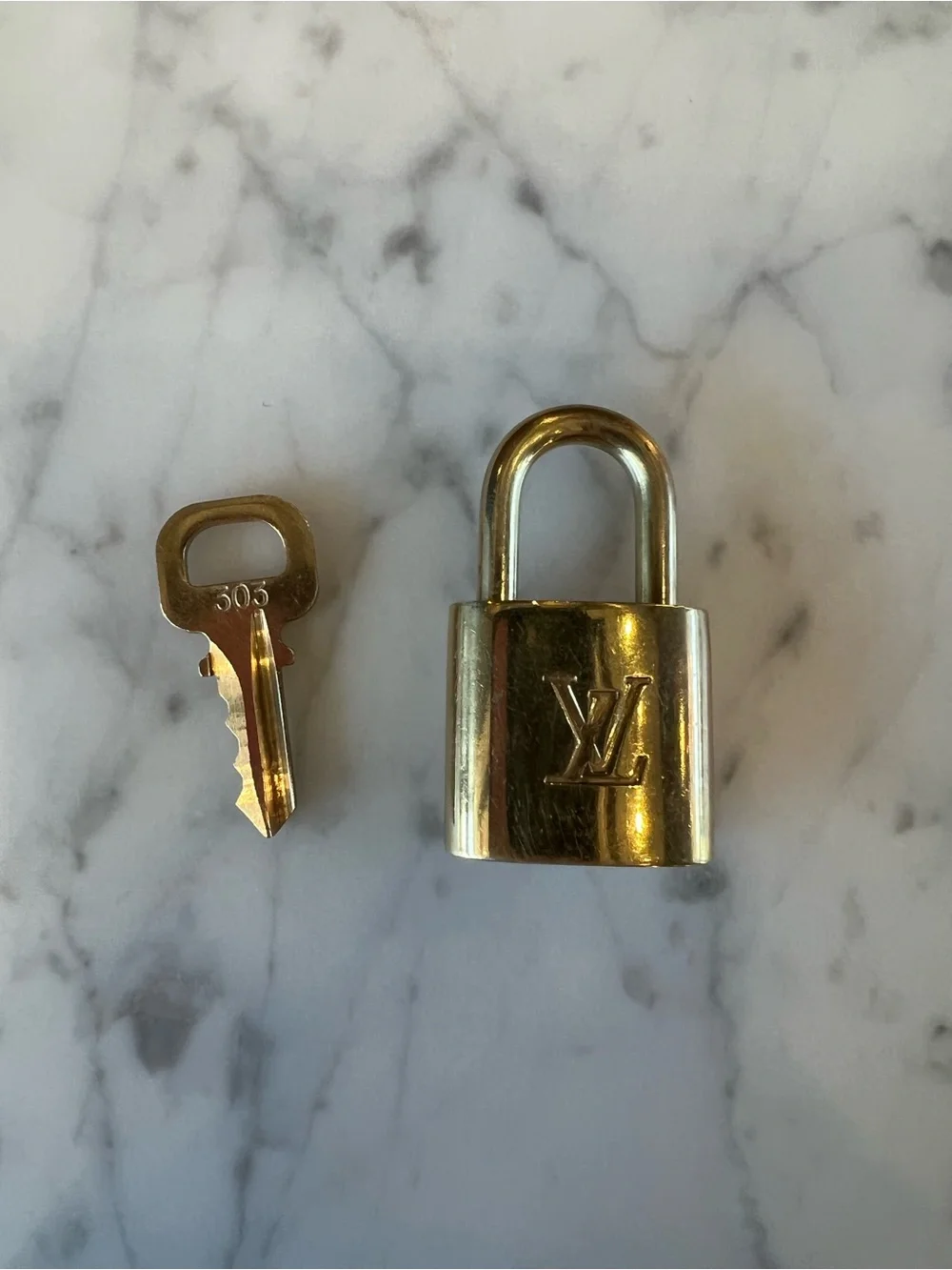 Louis Vuitton Lock and key #303